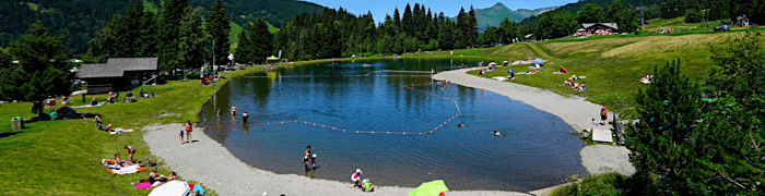 Lac des Ecoles Les gets in summer